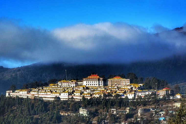 Best Guwahati Tourist Cab Agency for Assam Meghalaya Arunachal Pradesh Tour